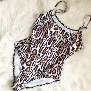 One Piece Leopard Print Swimsuit